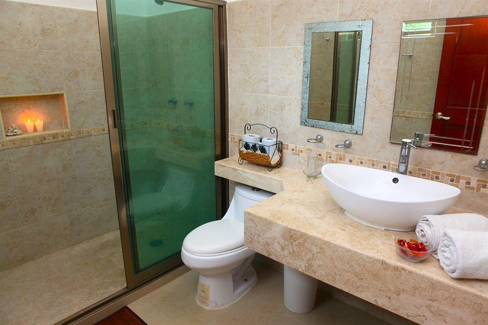 Villas Picalu Lodge 푸에르토 아벤투라스 외부 사진